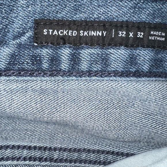 Men's Distressed Blue Jeans - Picture 4 of 6